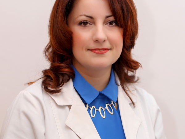 СКОВРОН Оксана Миколаївна